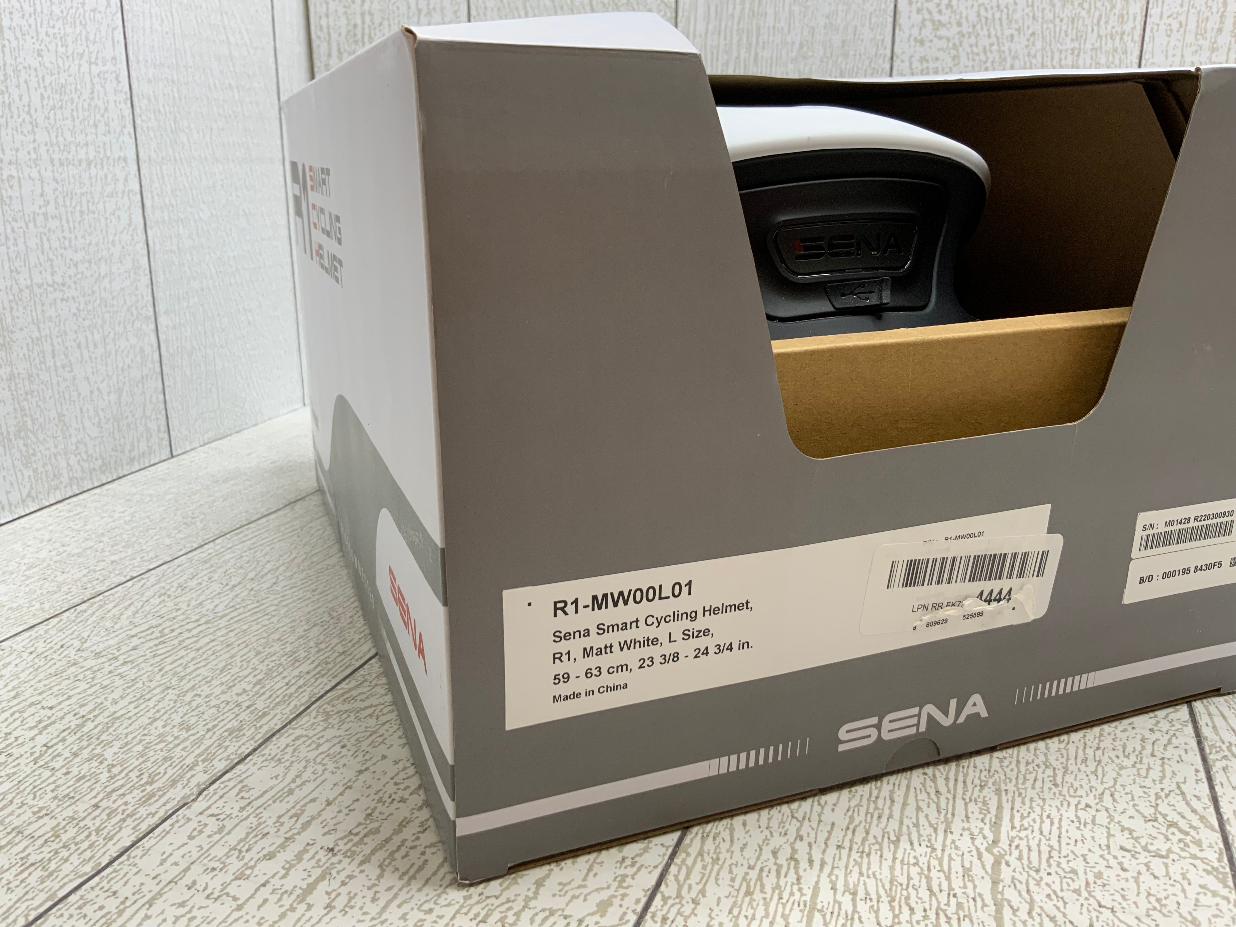 Sena R1/R1 EVO Smart Communications Cycling Helmet (Large) (8026650116334)